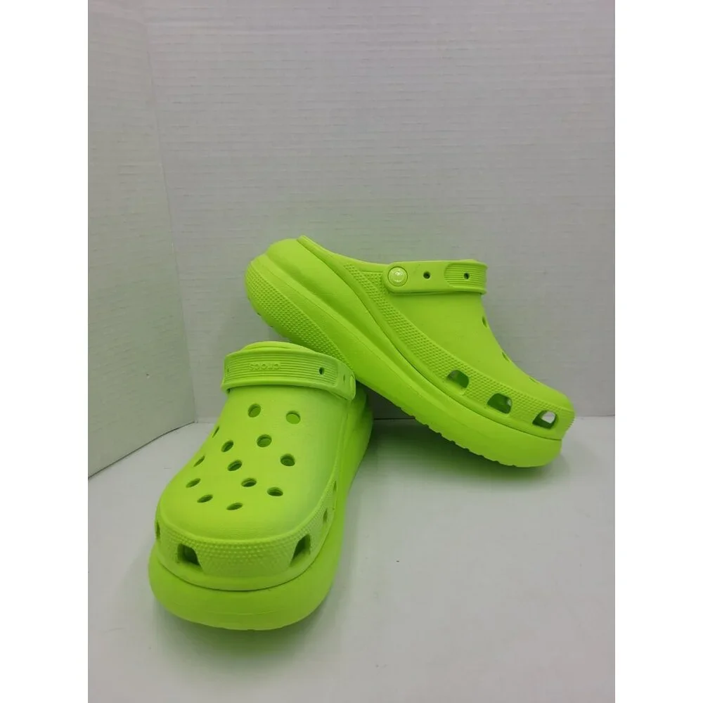 CROCS Classic Platform Clog in Neon Green - Picture 2 of 11